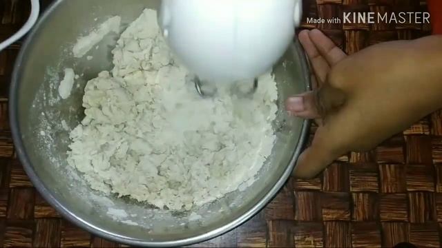 How to make Atta dough with hand mixer | Atta dough in 4 minutes смотреть онлайн