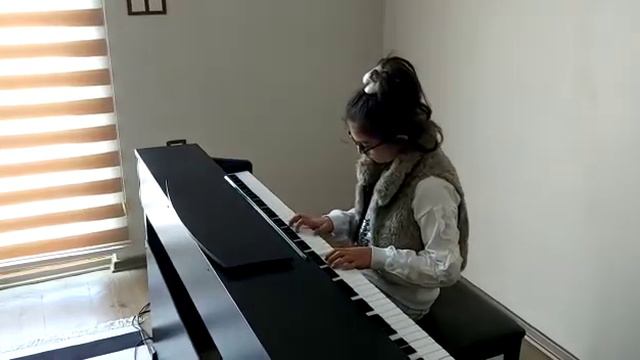 Müzeyyen siverekli 2. Uluslararası Rhapsody Piyano Festivali #bayram #izmir #piyano #kdp110 #kawai смотреть онлайн