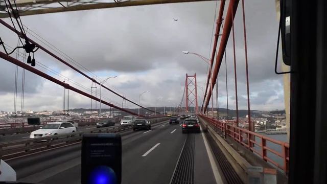 Ponte 25 the Abril / 25 de Abril Bridge, Lisbon, Portugal. смотреть онлайн