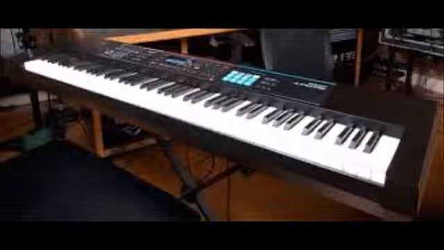 Sitariffic- Roland Juno DS-88 смотреть онлайн