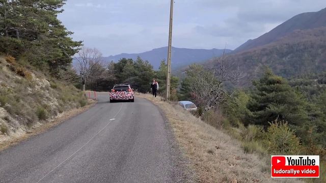 test Toyota Yaris Rallye 2 / essais Kalle Rovanperä , tout au câble , casse Turbo смотреть онлайн