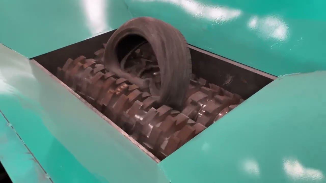 Шредер для переработки автомобильных шин