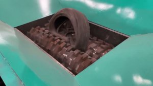 Шредер для переработки автомобильных шин