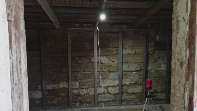 Делаю стрим-комнату из старого сарая смотреть онлайн