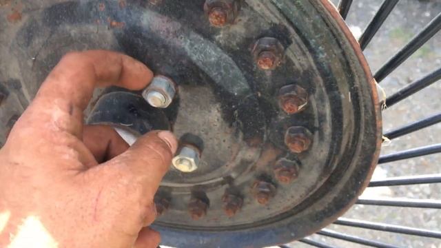 Хорошие но ху…е грабли ворошилка , без доработок ни как .