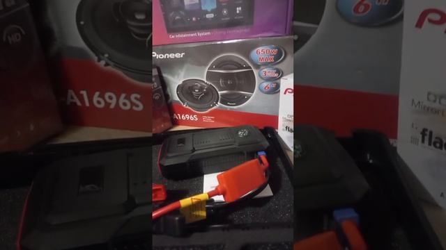 Пускозарядное устройство 500А 15000 mAh отправим через авито 89998502517 смотреть онлайн