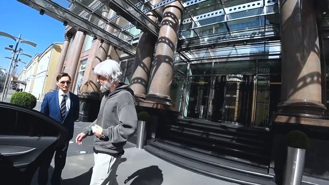 УВЕЗЛИ НА СКОРОЙ В ДЕНЬ РОЖДЕНИЯ. Самый необычный подарок-пранк? смотреть онлайн