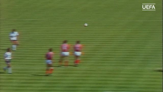 EURO 88 highlights: England 1-3 USSR смотреть онлайн
