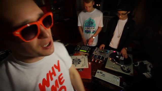 Азит Трюкач, Nomoneyman, DJ Razta Joy (АйСайд) - улыбка (зарисовка) смотреть онлайн
