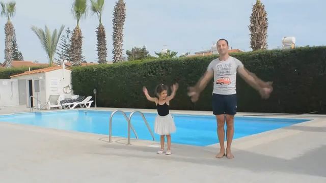 Утренняя зарядка "Часики тики-так" смотреть онлайн