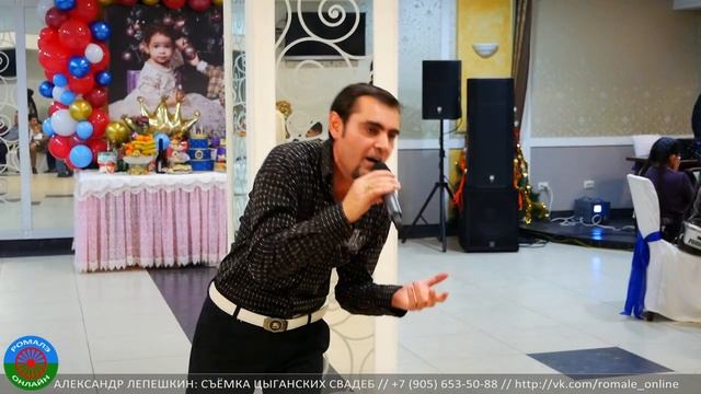 Ваня Руженко справляет день рождения и крестины внуков смотреть онлайн