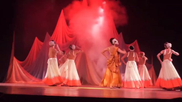 Leena Goel-Amrapali-Russia-Bollywood party mix смотреть онлайн