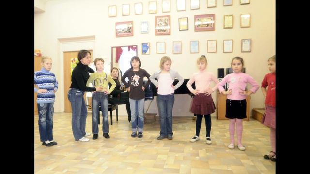 Хор "Камертон" Фильм № 1 - "Из истории" смотреть онлайн