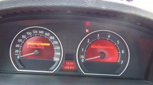 БМВ-7 ( Е65/66 ) Проверка напряжения ( вольтаж ) на щитке приборов