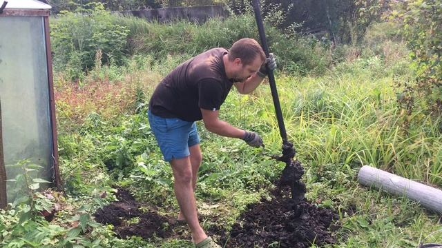 Как установить заборные столбы