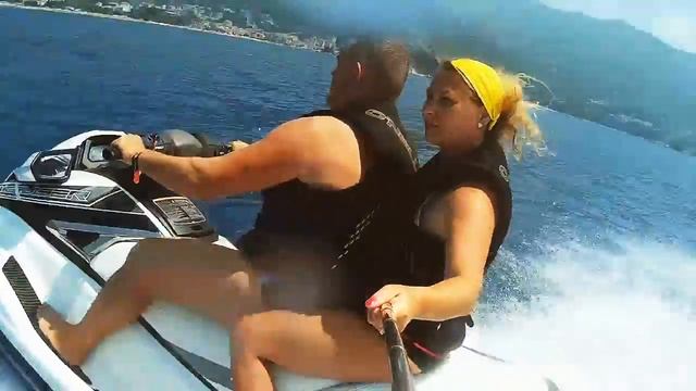 Черногория водный скутер смотреть онлайн