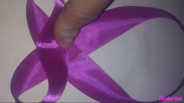 Очень простой бантик для волос из лент 25 мм смотреть онлайн