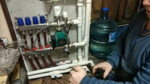 Как долить воду в систему отопления