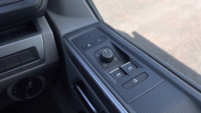 Volkswagen California Ocean 2.0TDI 150PS | Volkswagen Van Centre Liverpool смотреть онлайн