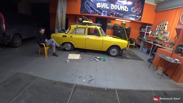 Установка Заднего Стекла. Изготовление Креплений Под Фронт. смотреть онлайн