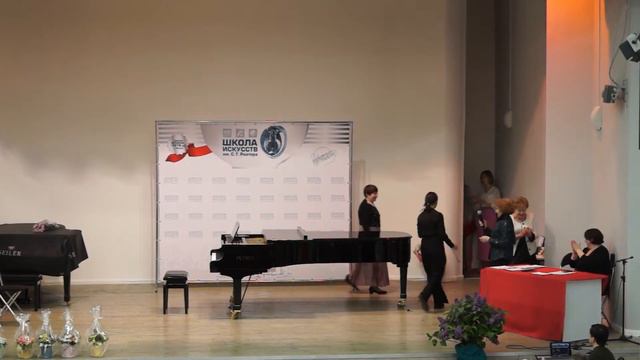 выпускной смотреть онлайн