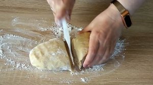 Вкусные рогалики с орехами. Мутаки.