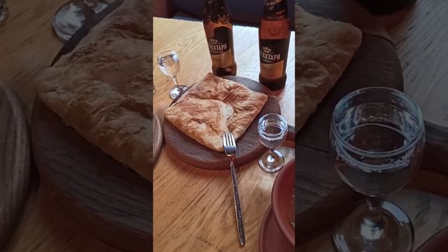 В Питере пить и есть. Но и экскурсии в Санкт-Петербурге  впереди! Грузинская кухня в Питере.