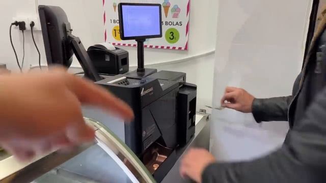 УДИВИЛ ЯЙЦАМИ! Уехали в Бенидорм. ОТКУДА СТОЛЬКО ЛЮДЕЙ? Город вечных праздников! смотреть онлайн