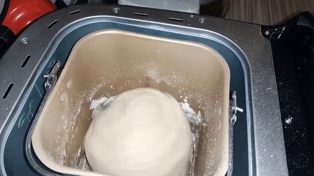 ВОЗДУШНЫЙ БЕЛЫЙ ХЛЕБ В ХЛЕБОПЕЧИ REDMOND 1915 смотреть онлайн