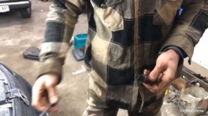 Volkswagen Passat (B5) 1.6 бензин. Замена датчика температуры двигателя.