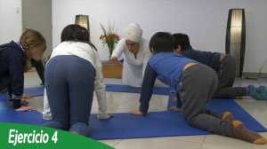 Yoga para niños y niñas de 7 a 12 años - "Jugando a yoga"