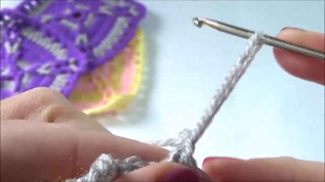 Бабушкин квадрат с косами по диагонали // мастер-класс toyfabric смотреть онлайн