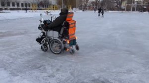Дрифт на инвалидной коляске.