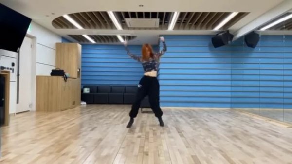 Yeji River Dance Practice (Mirrored)