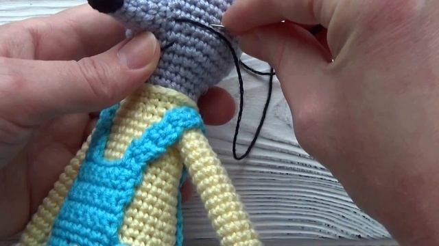 Мышонок крючком. Часть 4 // мастер-класс Toyfabric
