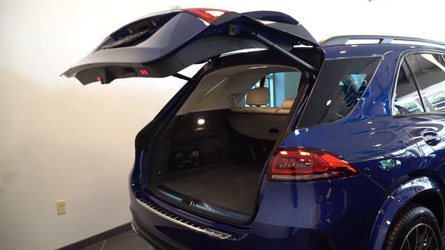 2020 Mercedes-Benz GLE 350 | Video tour Sam смотреть онлайн