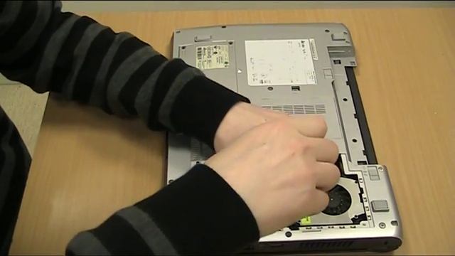 cpu upgrade on a Lenovo 3000 N100 part 1 смотреть онлайн