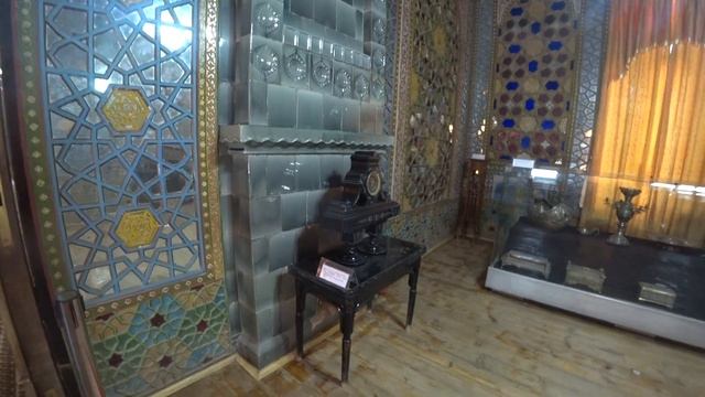 Бухара, Узбекистан 05.07.2022 г. Летняя резиденция бухарского эмира - дворец Ситораи Мохи-Хоса смотреть онлайн