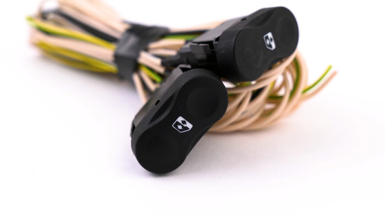 Комплект для подключения передних электростеклоподъемников Renault Logan I faza 2 и Sandero I смотреть онлайн