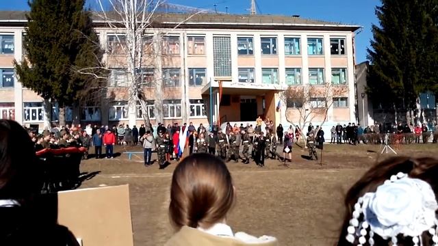 Акция "Знамя Победы" в МБОУ "Мичуринская СОШ" Брянского района Брянской области смотреть онлайн