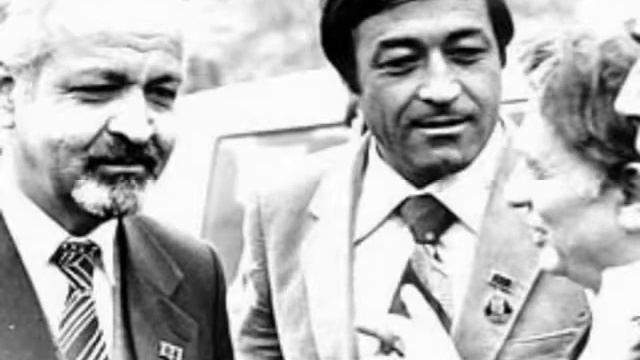 Лоик Шерали Ватан              Loiq Sherali Vatan