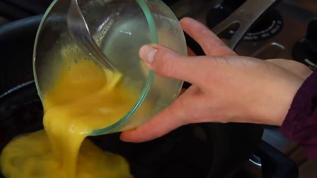 How-To Make Really Good Scrambled Eggs смотреть онлайн