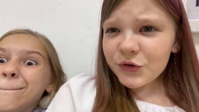 Приехали в лагерь?🥰/ Нас хотели выгнать из лагеря??😱 Как прошёл наш день???🤍💝 смотреть онлайн