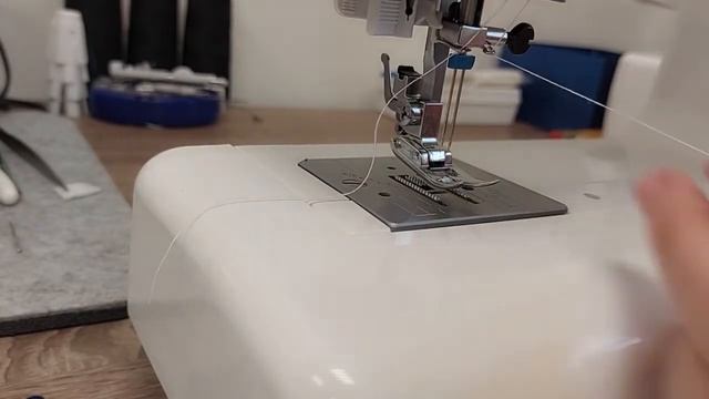 Двойная игла / Как шить трикотаж двойной иглой, настройки, заправка нитей / Декоративная строчка