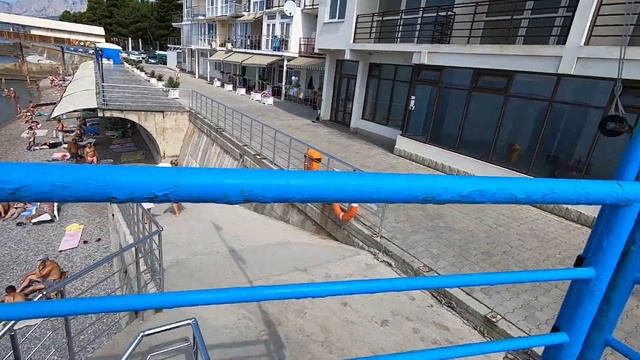 Красивое море и мало людей. Показываю живописные места для отдыха в Крыму смотреть онлайн