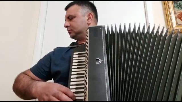 Арсен Пашанов - душевное исполнение чеченской мелодии смотреть онлайн