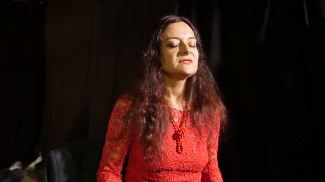 Стихотворение о любви и молчании смотреть онлайн