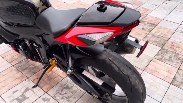 SuZuki gsx600 в наличии во Владивостоке тел: 89147902682 смотреть онлайн