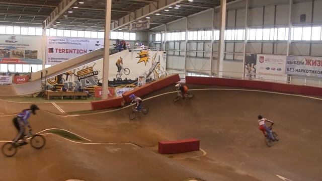 КР3. Юниорки. Мото 1 смотреть онлайн