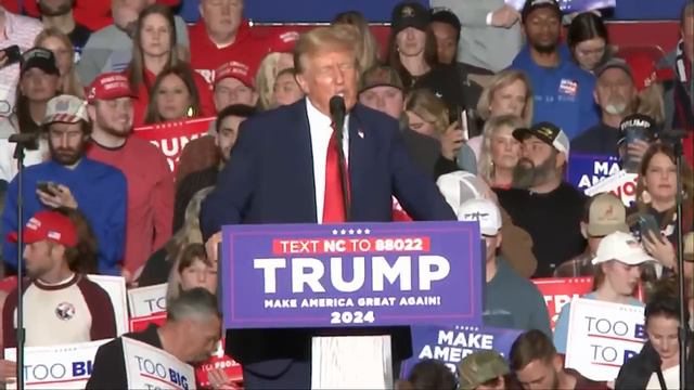 Donald Trump speaks at Greensboro rally смотреть онлайн